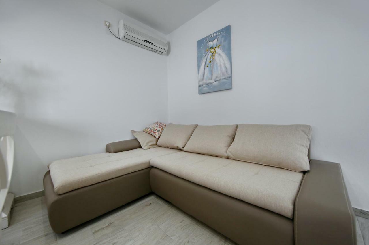 Apartment Nela Zadar Exteriör bild